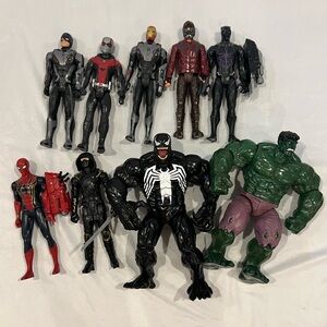 Lot of 9 Marvel Avengers action figures